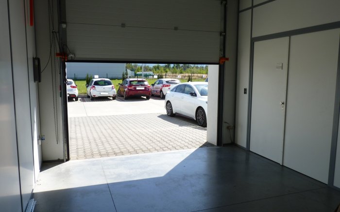 Voľné výrobné/skladové priestory na prenájom - 77 m2