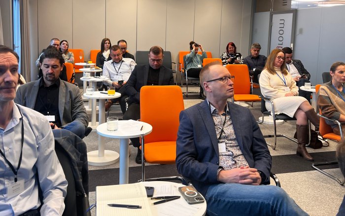 Marcové Biznis raňajky s Jánom Tomom